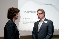 Eva-Maria Stange and Dr. Thomas Kahlisch in the beginning of the conference